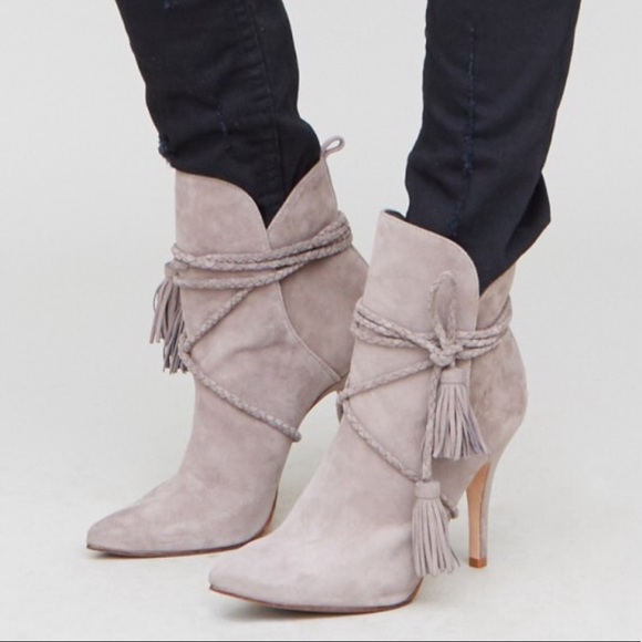 SCHUTZ Shoes - SCHUTZ FADHILA BOOTIE
